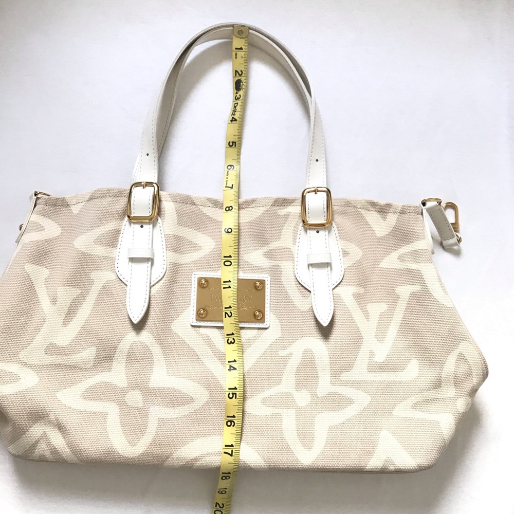 Louis Vuitton Tahitienne Cabad PM Beige